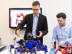 西门子发明了什么(西门子发明协作蜘蛛机器人,改变传统生产线)