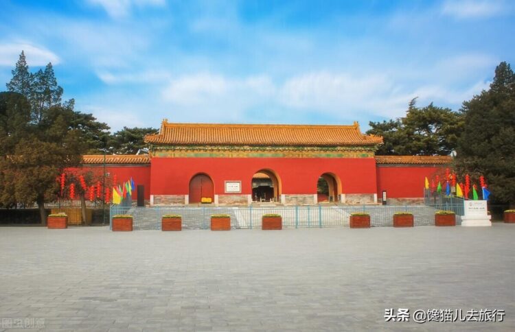 北京十三陵哪个陵最值得看（能够参观的有哪些？只有一个地宫对外开放）